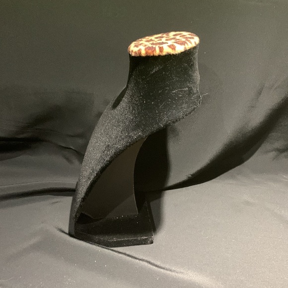Set/5 Black Velvet Jewelry Display Stands - Picture 5 of 17
